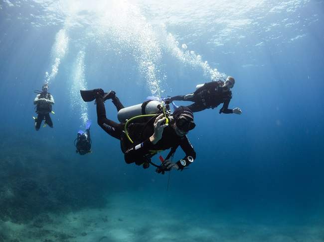 Deep Diver Nusa Lembongan Cover